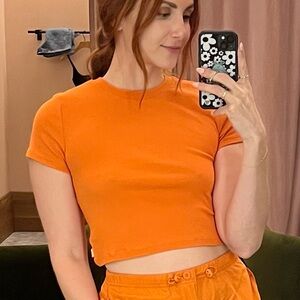 Cropped Orange Ribbed Aritzia T-shirt